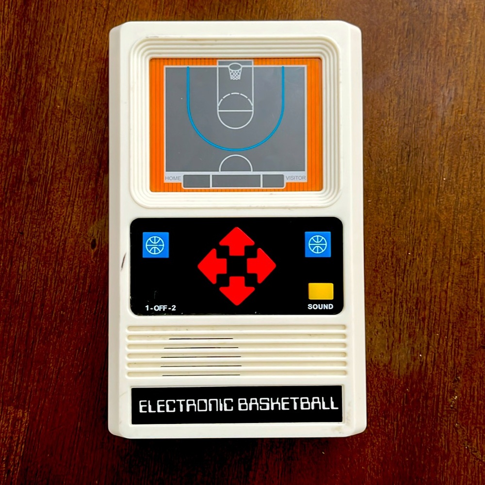 Mattel. Electronic Basketball